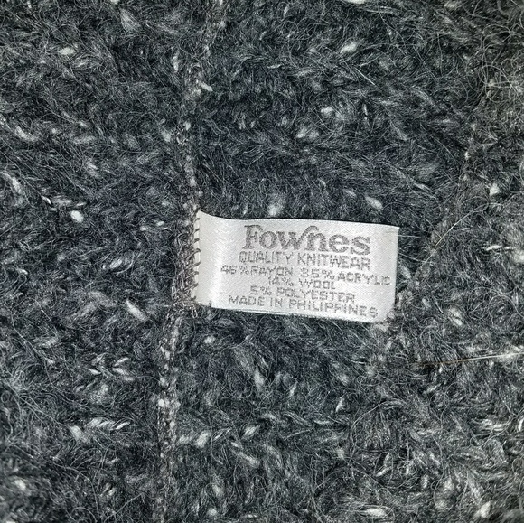 Wool blend Turtleneck Ponco - Picture 2 of 2